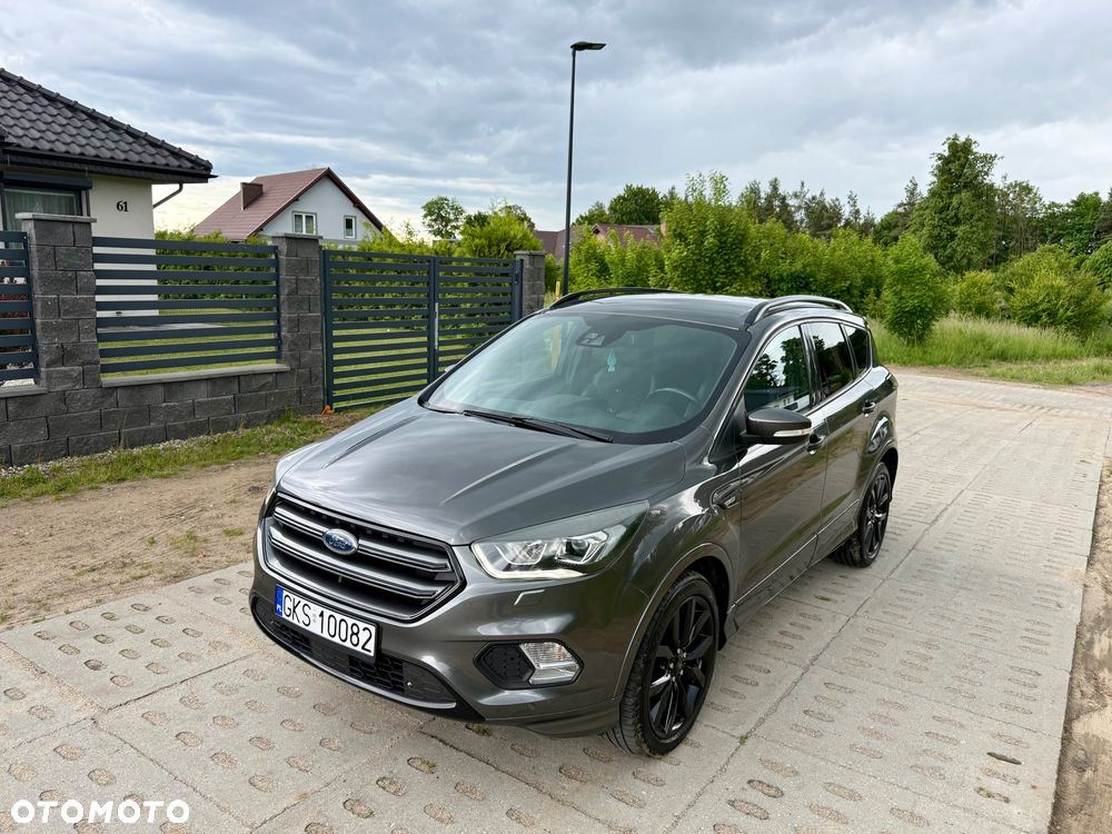 Ford Kuga 1.5 EcoBoost 2x4 ST-Line - 3