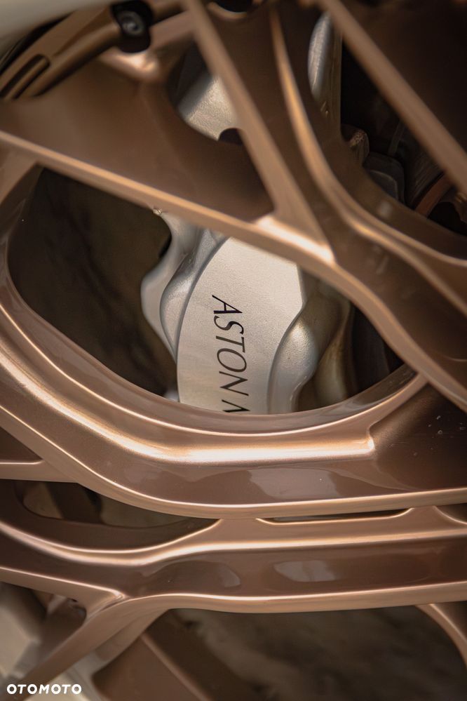 Aston Martin Rapide Shadow Edition - 7