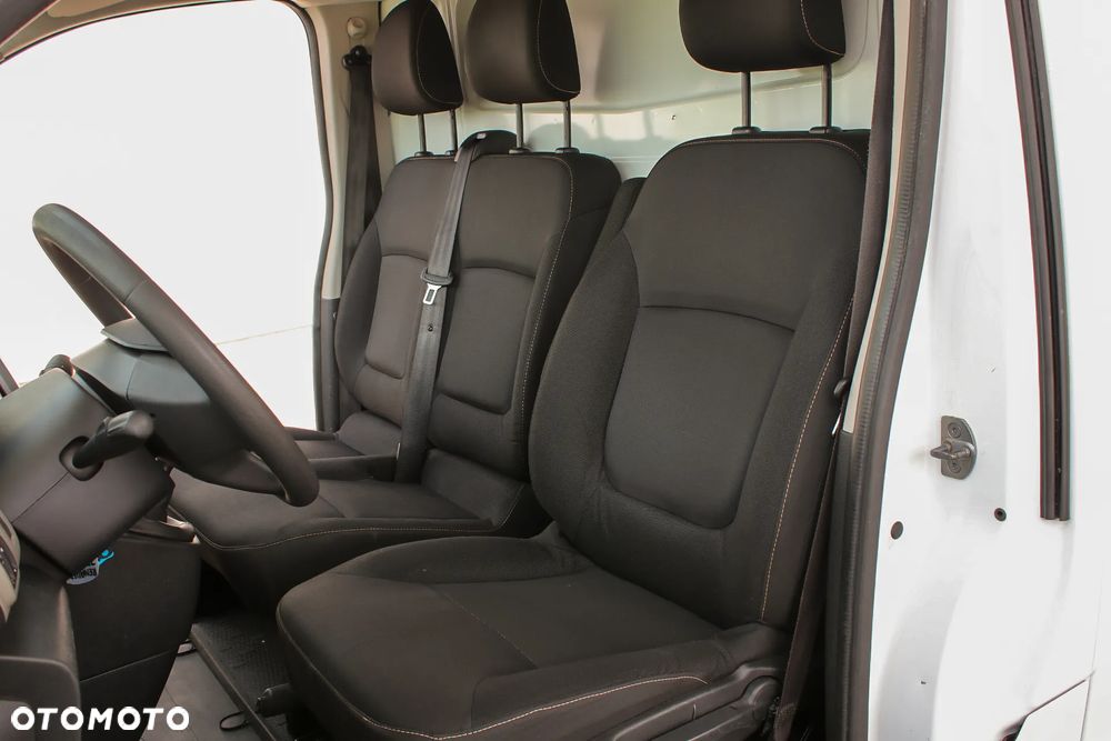 Renault Trafic - 28
