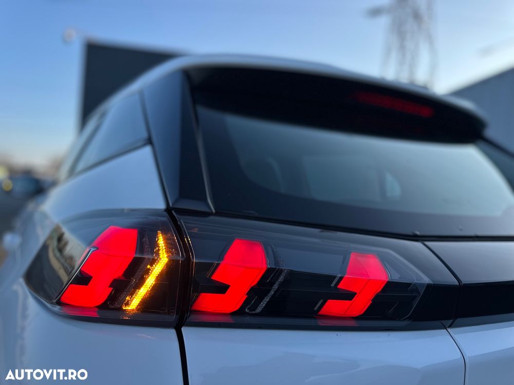Peugeot 2008 - 16