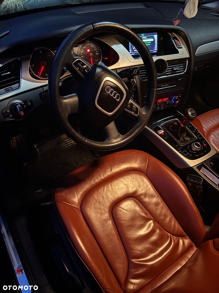 Audi A4 Avant 2.0 TDI Quattro - 9