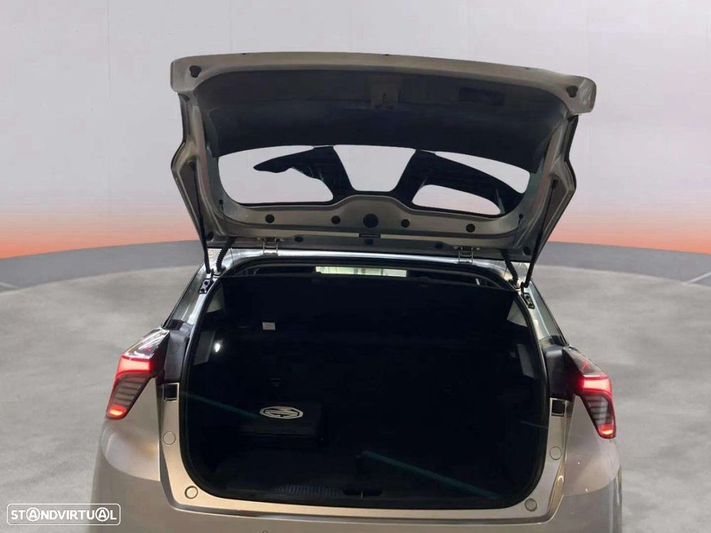 MG MG4 64 kWh Luxury - 7