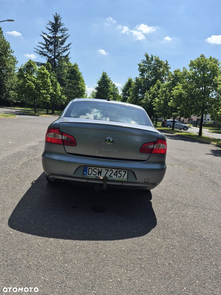 Skoda Superb 1.9 TDI Greenline - 6