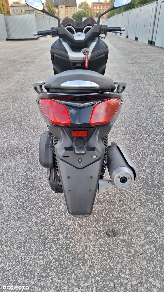 Yamaha X-max - 8