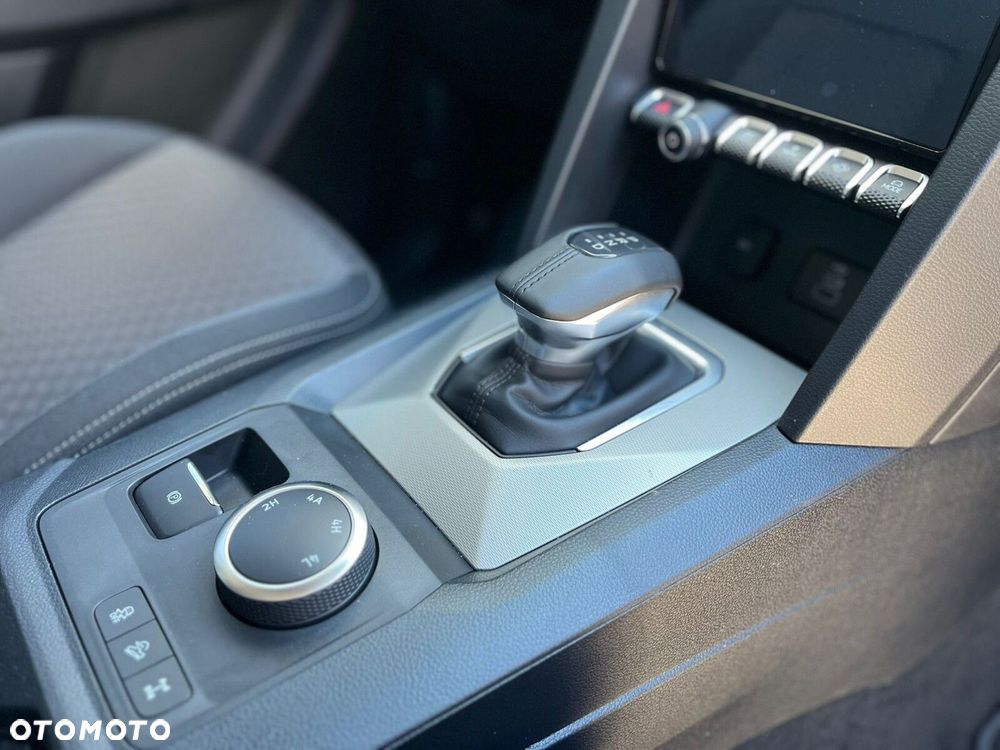 Volkswagen Amarok - 19