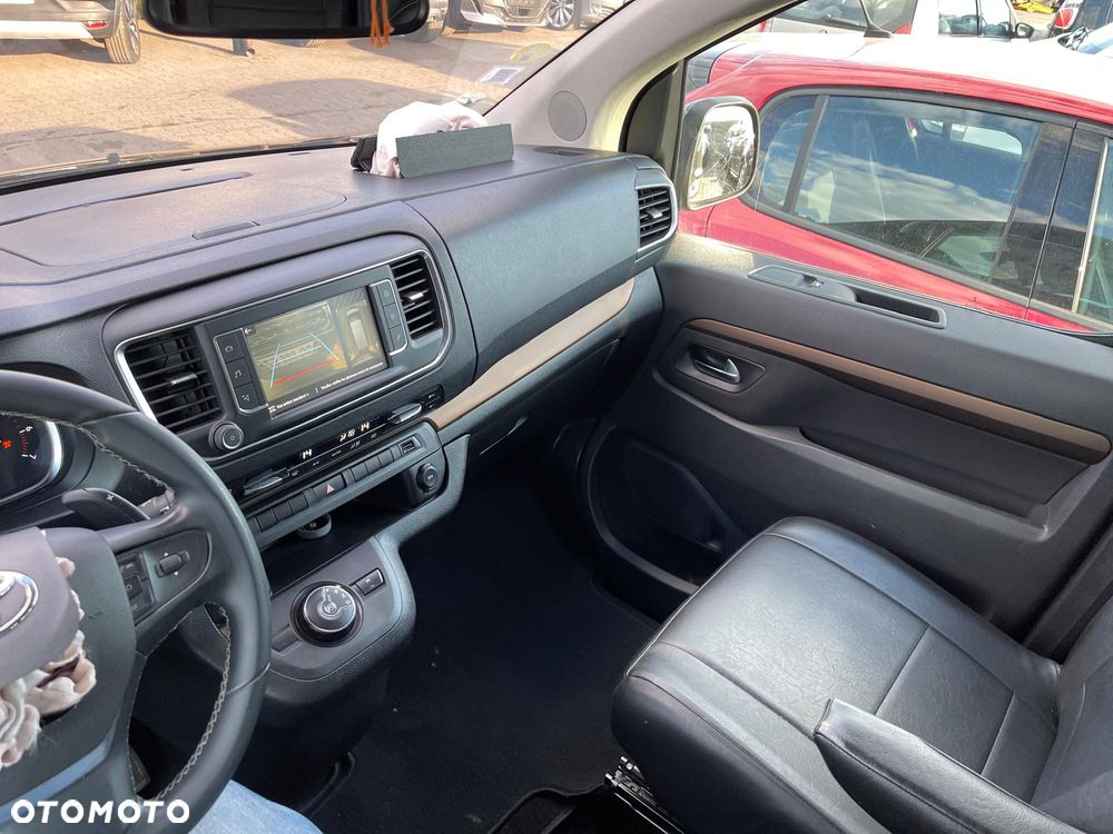 Toyota Proace Verso 2.0 D4-D Long VIP - 11