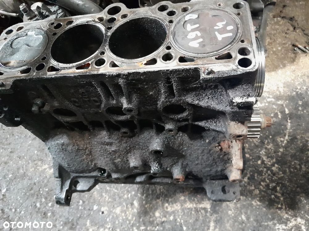 Dół silnika VW T4 1.9 TD - 2