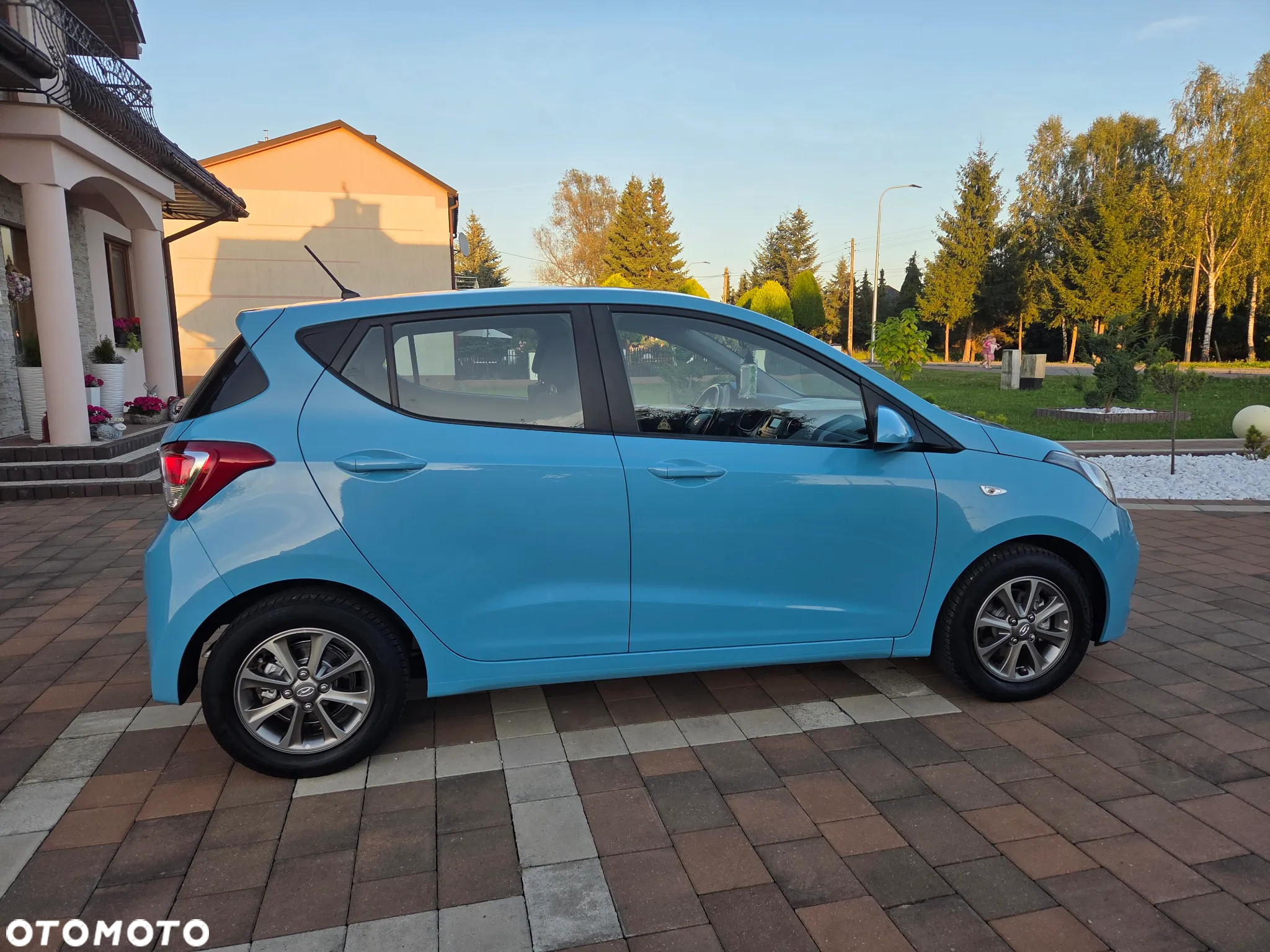 Hyundai i10 - 10