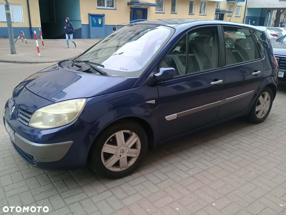 Renault Scenic 2.0 16V Dynamique - 1