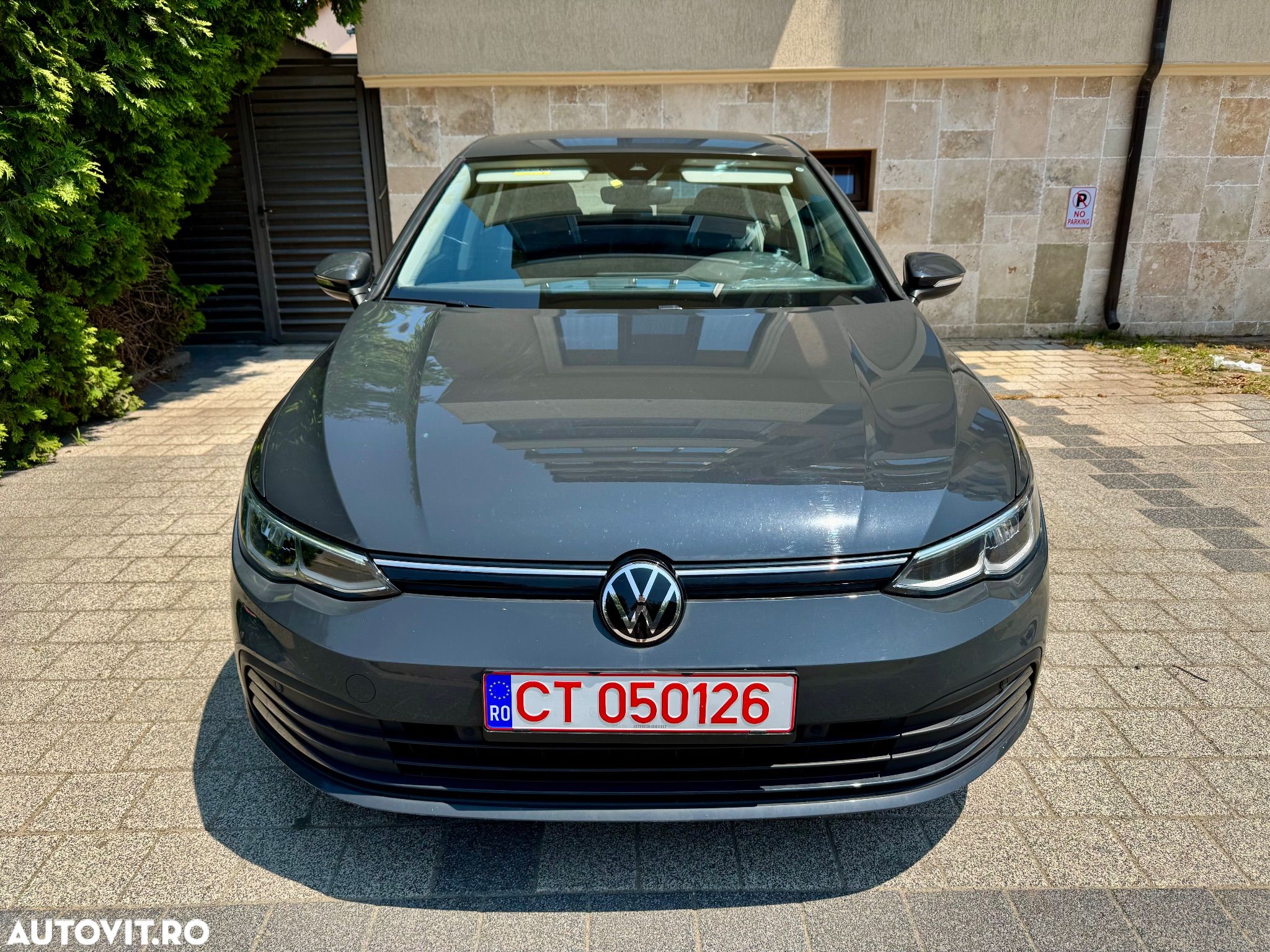 Volkswagen Golf 1.5 eTSI ACT DSG MHEV Life - 1