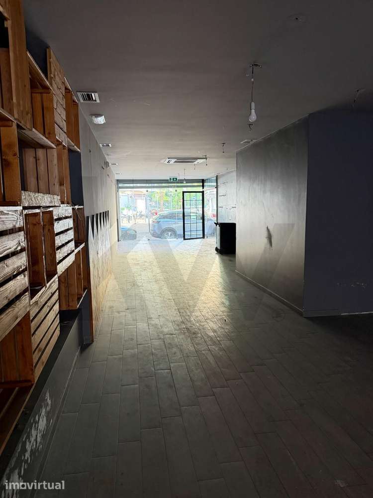 Espaço Comercial para Arrendamento - Grande imagem: 2/11
