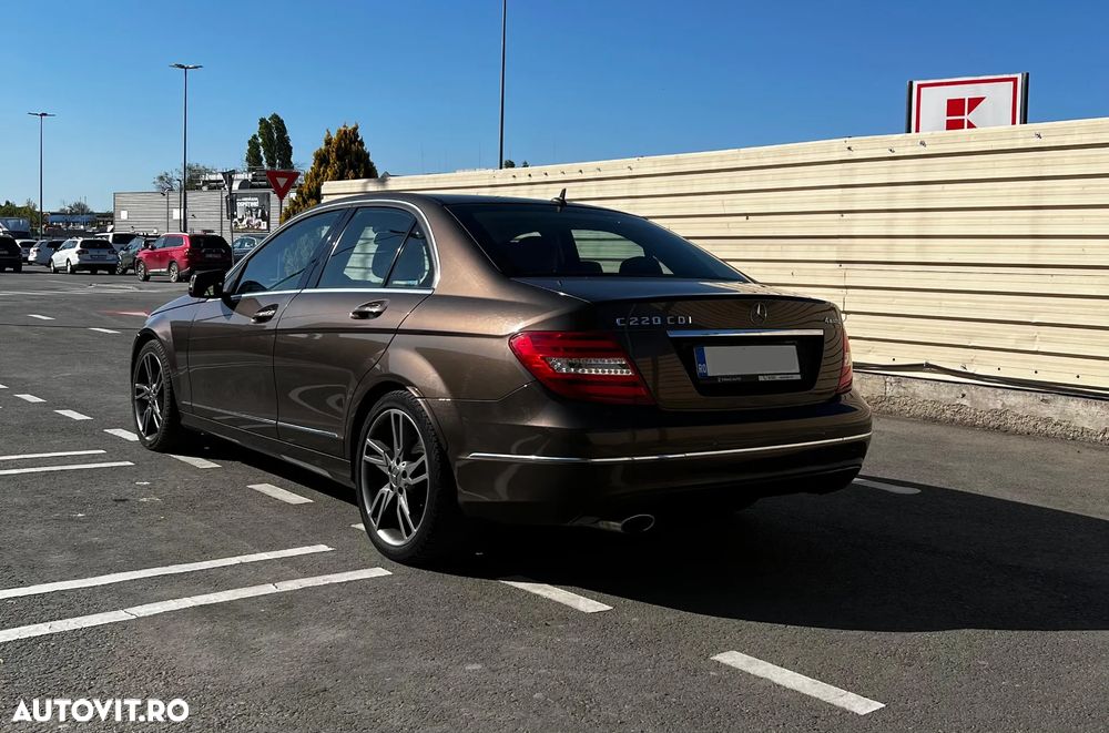 Mercedes-Benz C - 3
