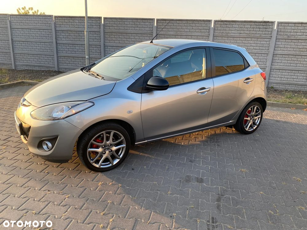 Mazda 2 1.3 Exclusive + - 3