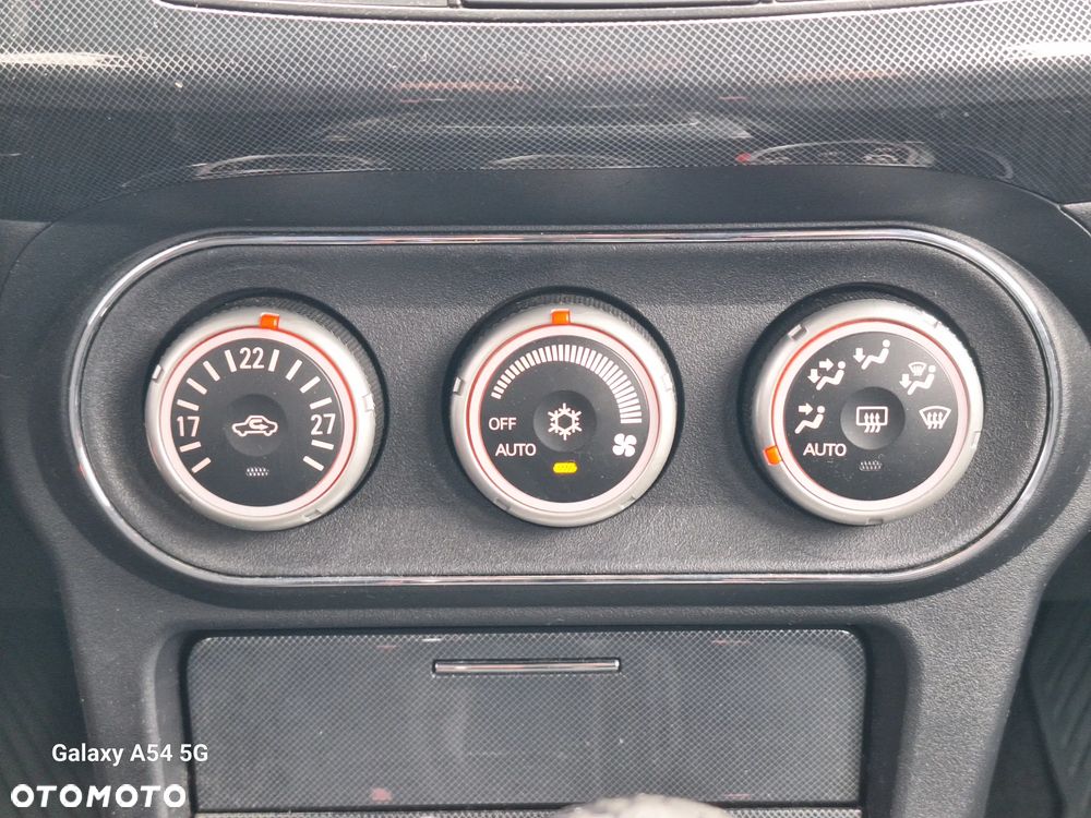 Mitsubishi Lancer 1.8 Intense - 33