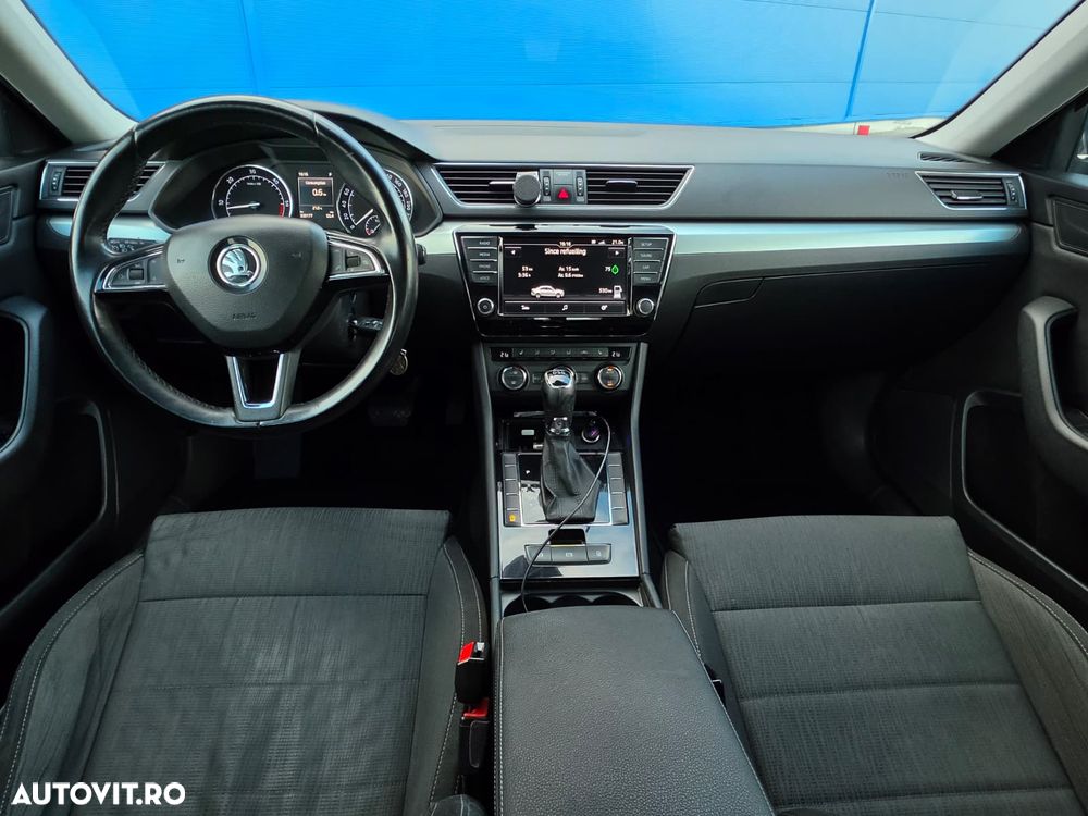 Skoda Superb 2.0 TDI DSG Ambition - 4