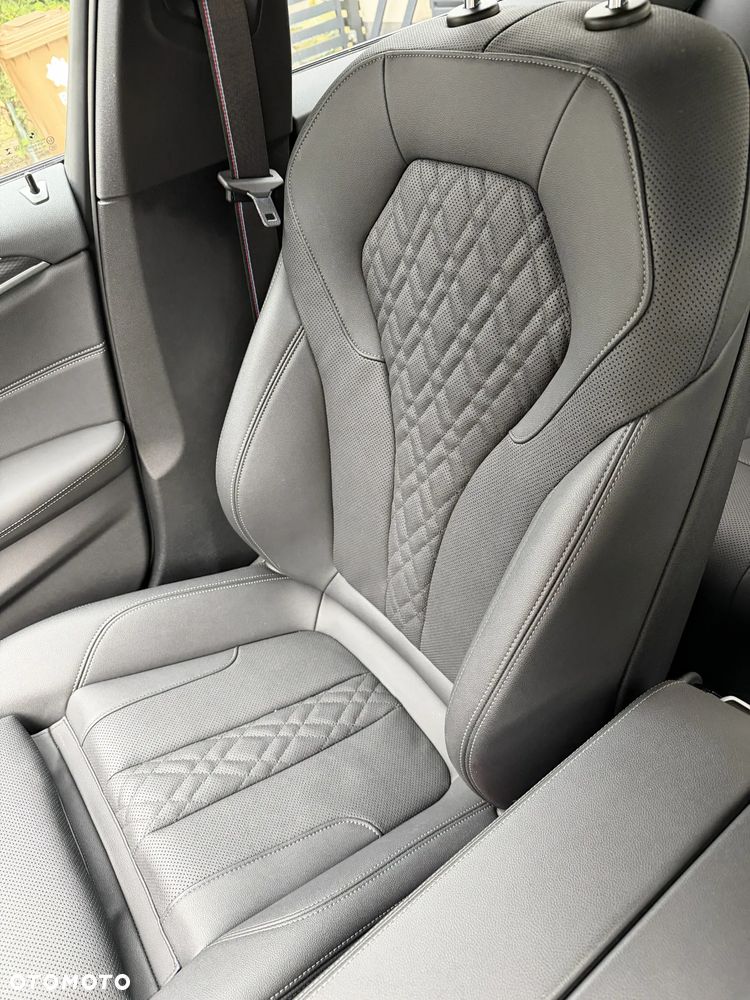 BMW Seria 5 520d xDrive mHEV M Sport sport - 11