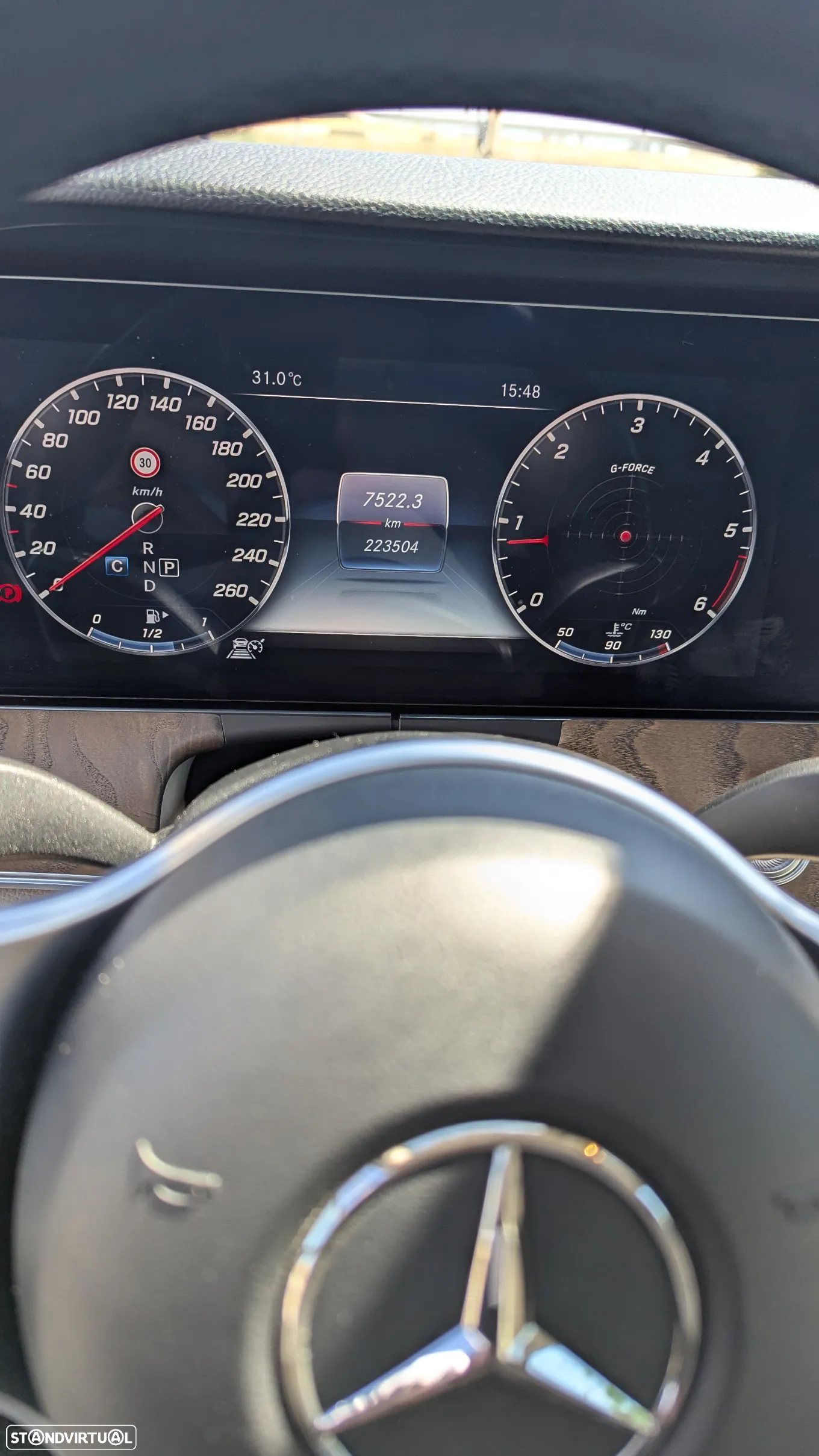 Mercedes-Benz E 220 d Exclusive Line - 16