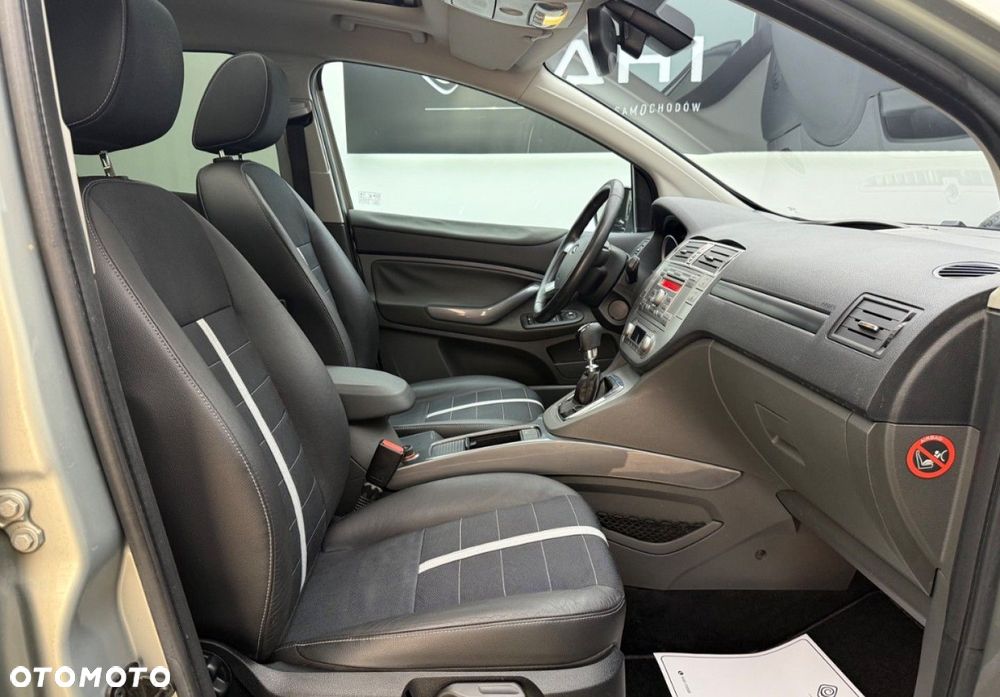 Ford Kuga 2.0 TDCi 4x4 Titanium - 18