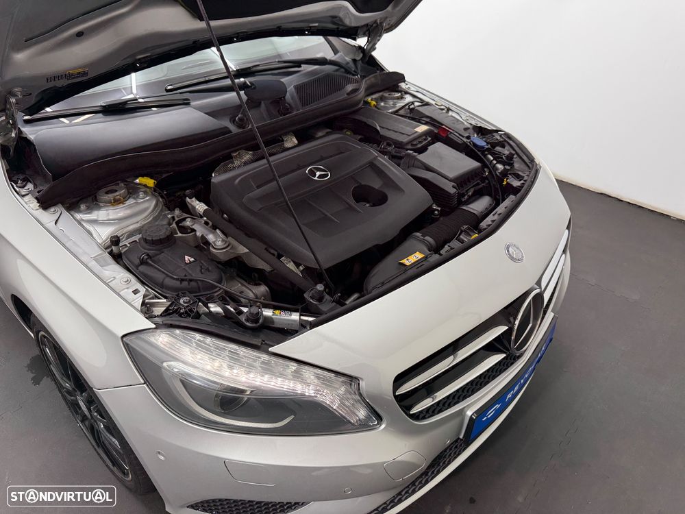 Mercedes-Benz A 180 d Urban - 31