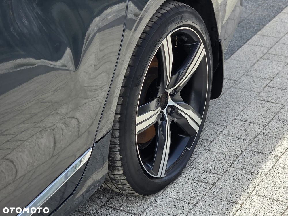 Volvo V90 D5 AWD Inscription - 32