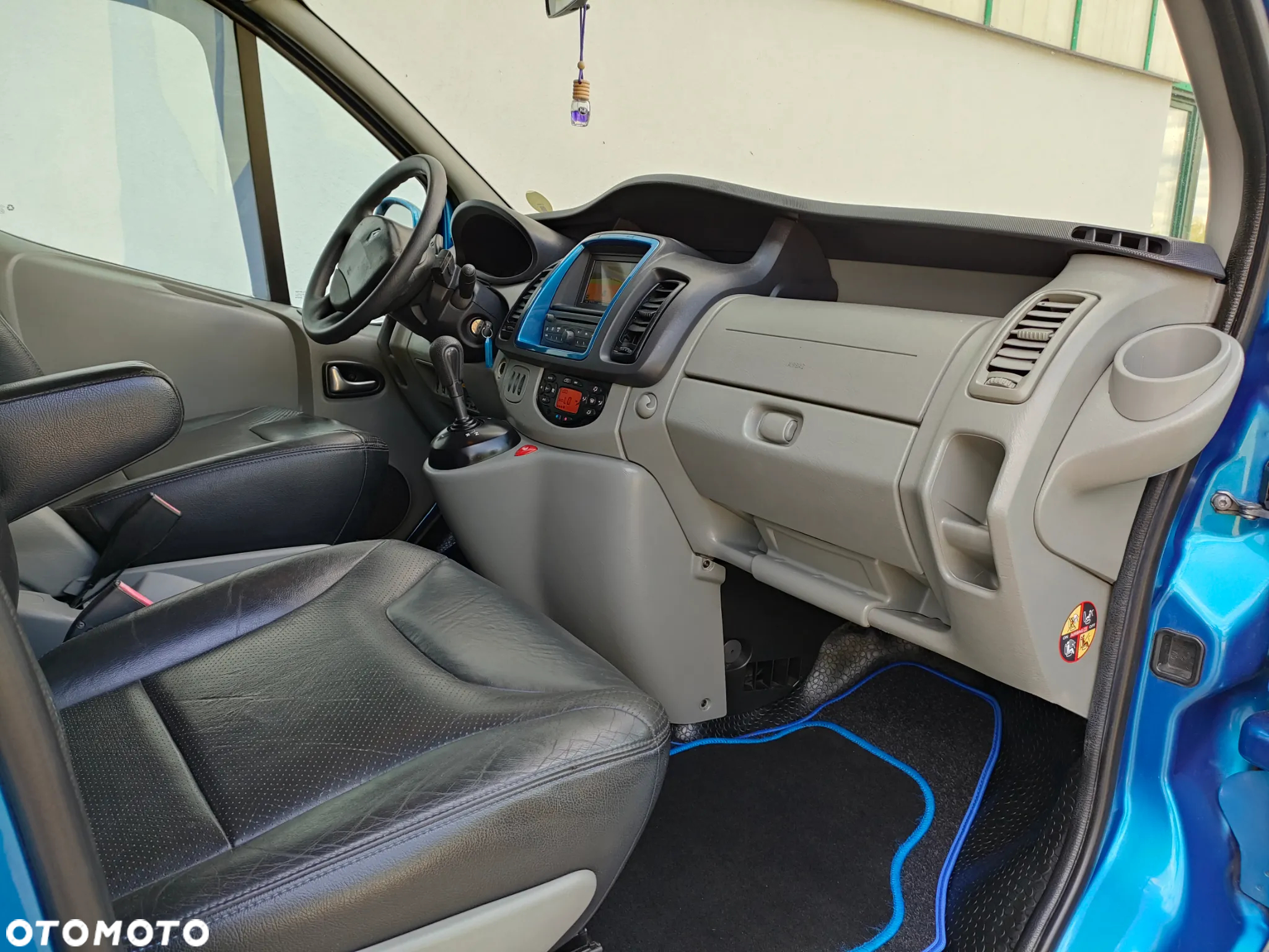 Renault Trafic brygadówka VPC - 17
