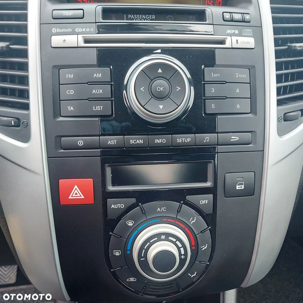 Kia Venga 1.4 CVVT ISG Vision - 14