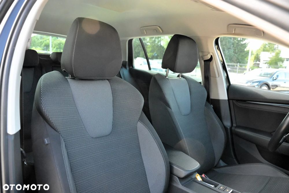 Skoda Octavia 2.0 TDI Ambition DSG - 16