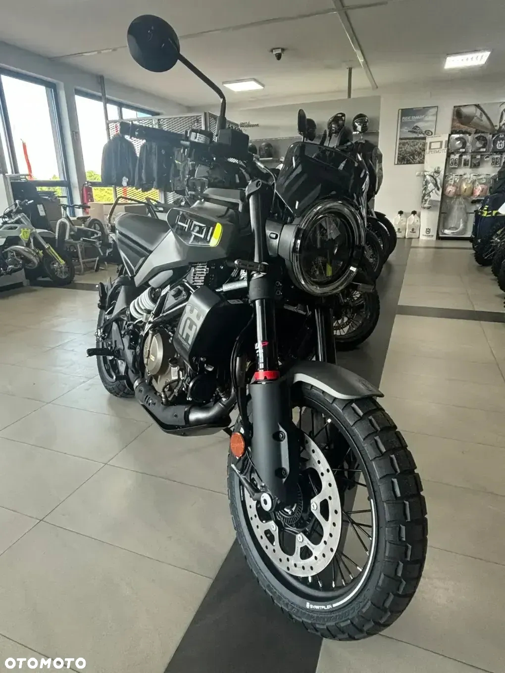 Husqvarna Svartpilen - 3
