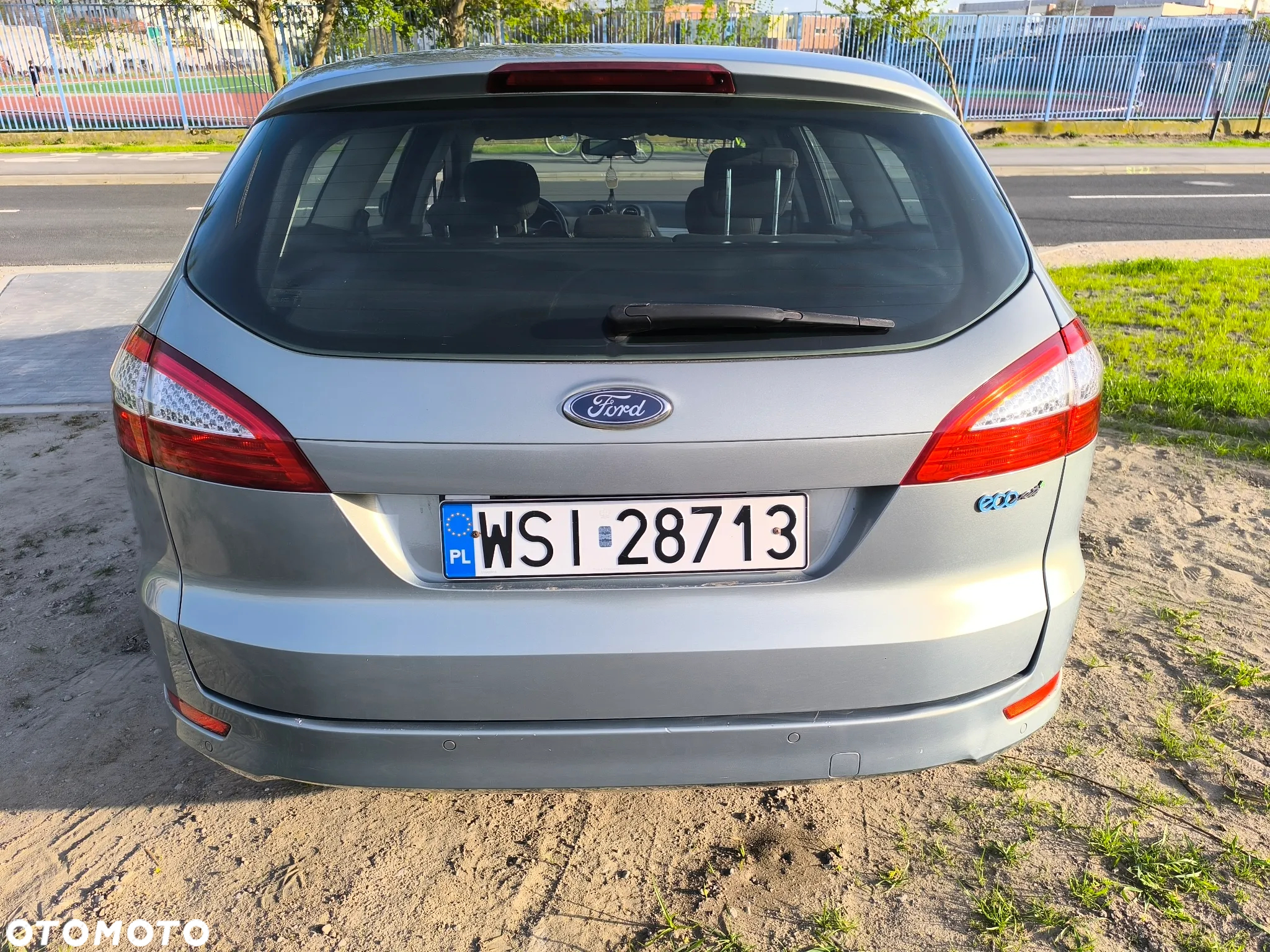 Ford Mondeo 1.8 TDCi Ambiente - 29