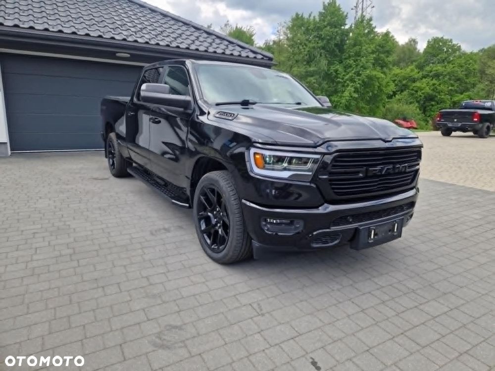 RAM 1500 5.7 Crew Cab Longbed Laramie Black - 1