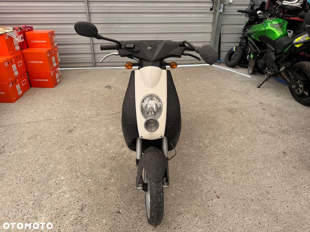 Piaggio X10 - 2