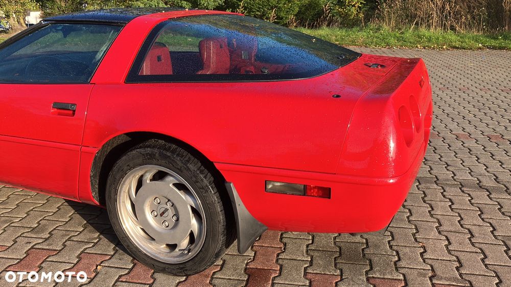 Chevrolet Corvette 1992 photo 4