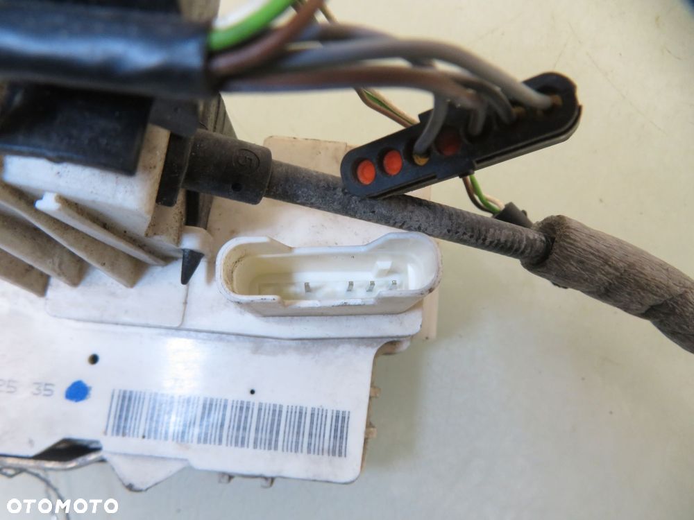 ZAMEK LEWY PRZEDNI MERCEDES-BENZ B-CLASS (W245) 1697202535 4 PIN - 9