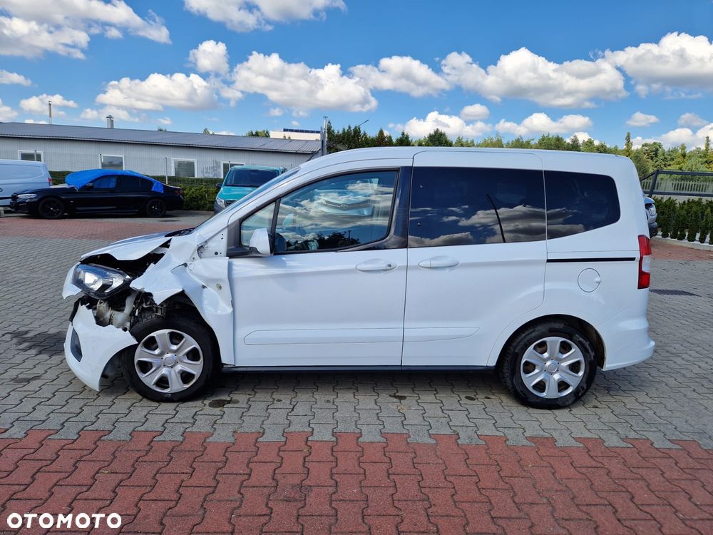 Ford Tourneo Courier 1.5 TDCi Trend - 9