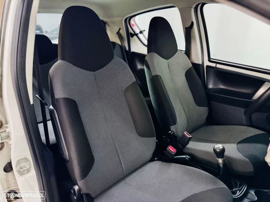Toyota Aygo 1.0 Power Pack+AC+JLL+VSC - 45