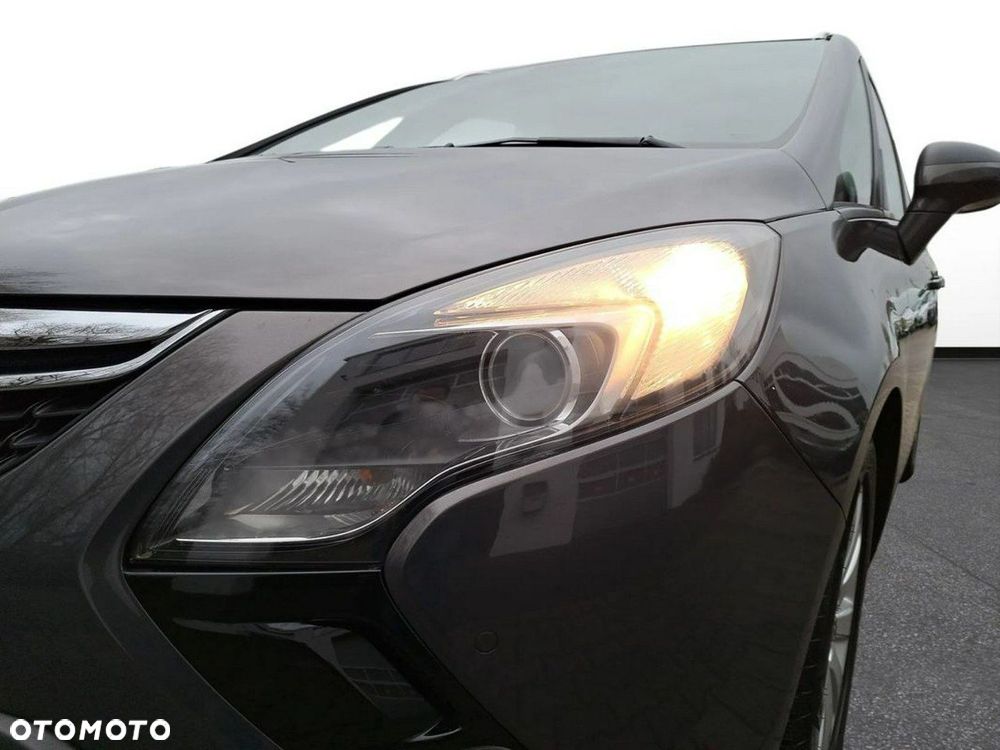 Opel Zafira - 9