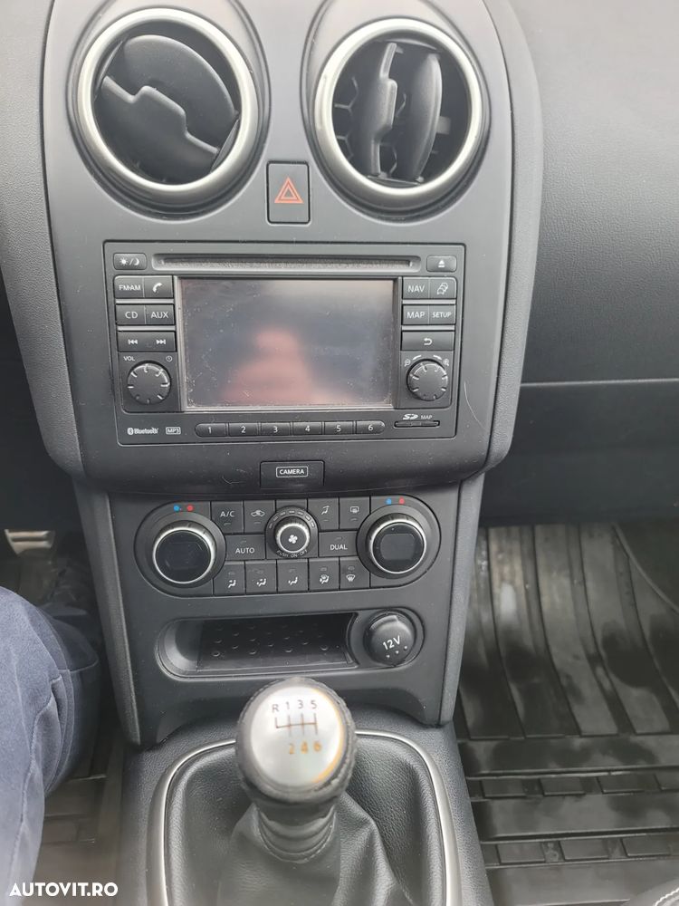 Nissan Qashqai 1.6 DCI TEKNA - 9