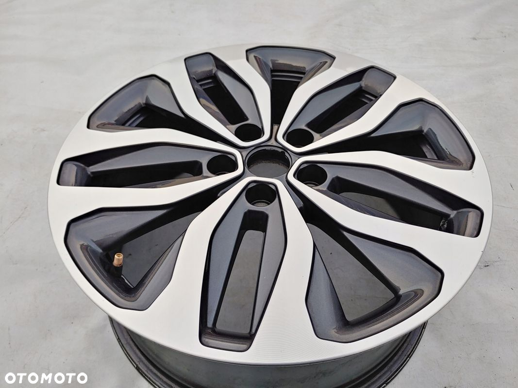 FELGA RENAULT TALISMAN 18 ORYGINAŁ IDEALNA - 2