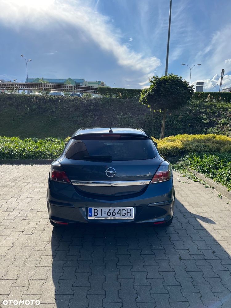 Opel Astra III GTC 1.6 Sport - 9