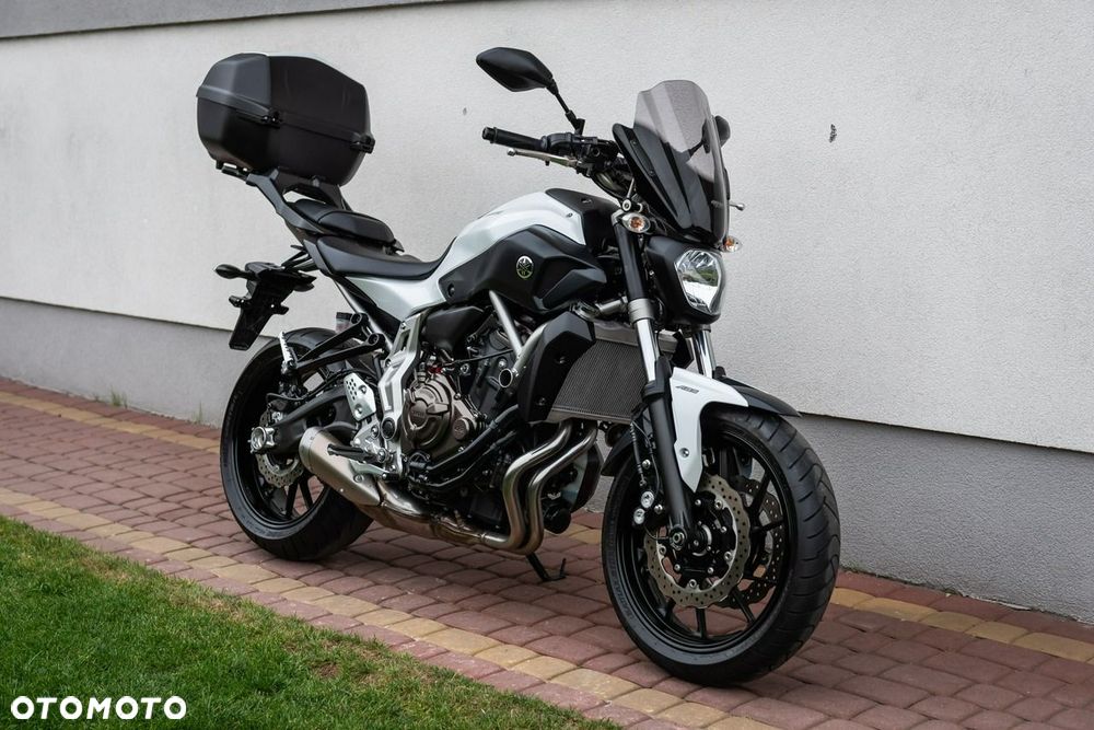 Yamaha MT - 1