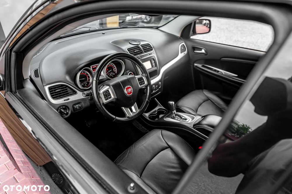Fiat Freemont 3.6 V6 Lounge - 17