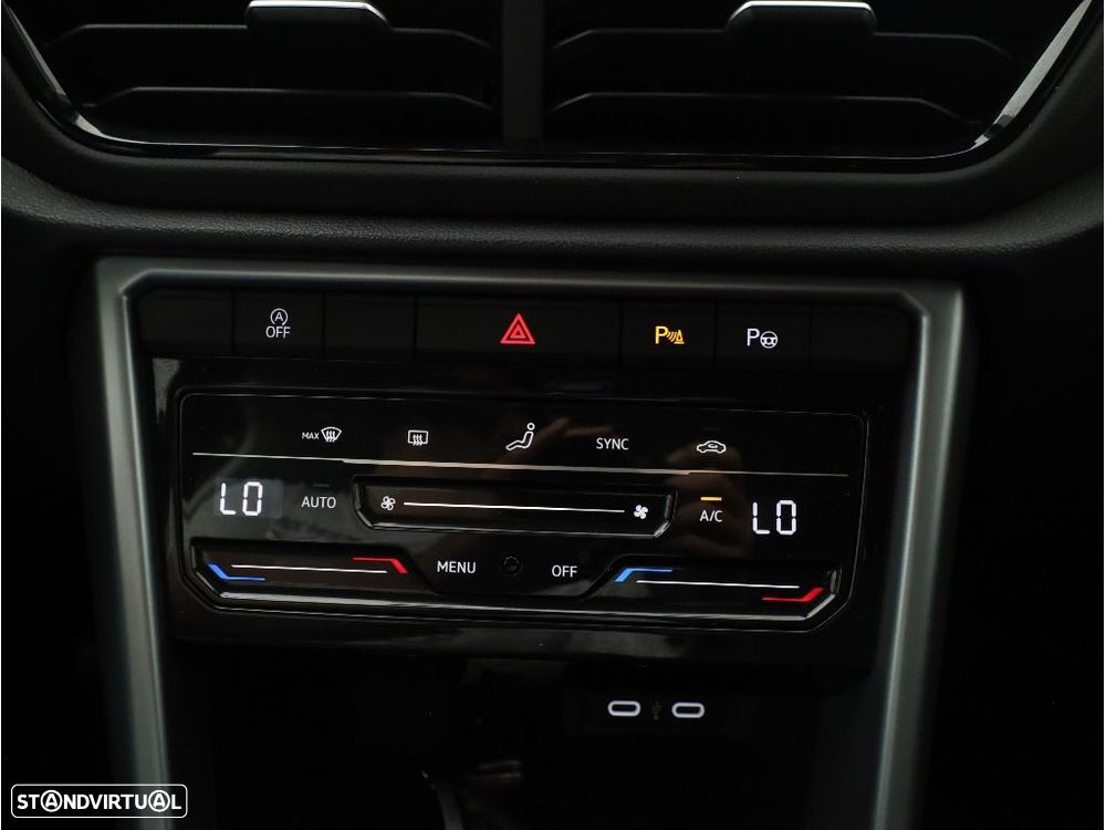 VW T-Roc 1.0 TSI Urban - 22