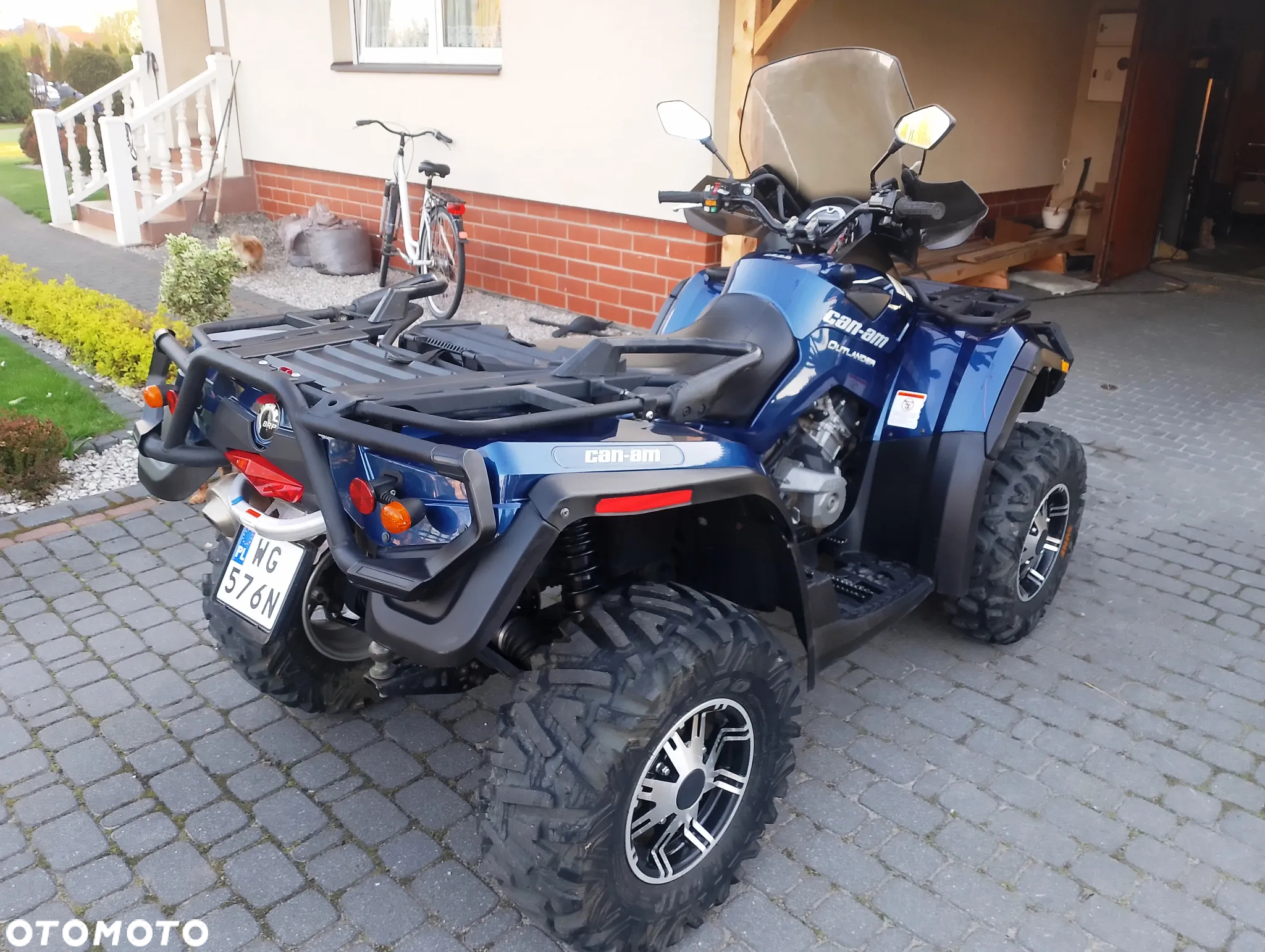 Can-Am Outlander Max - 4