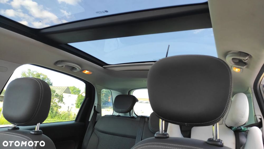 Fiat 500L 1.6 Multijet Treking S&S - 11