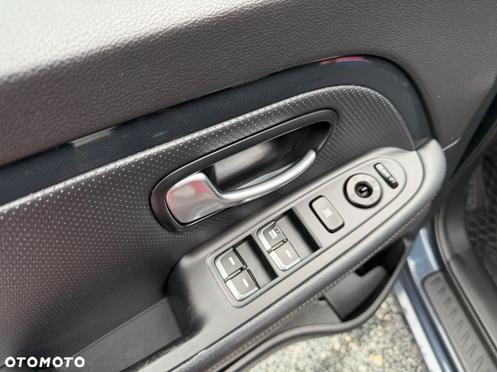 Kia Carens 2015