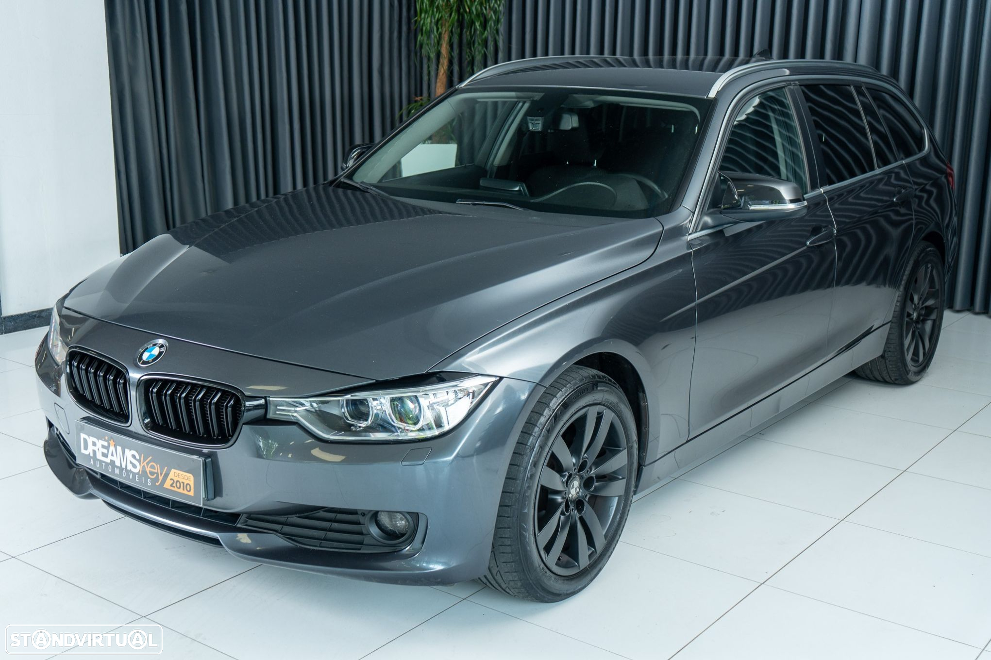 BMW 318 d Touring - 10