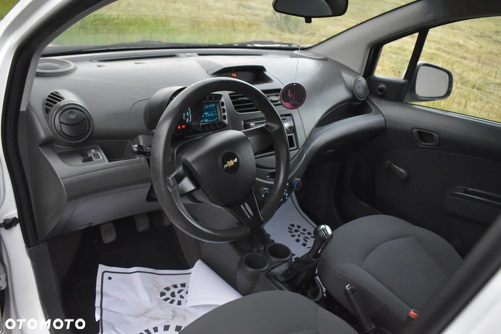 Chevrolet Spark - 14