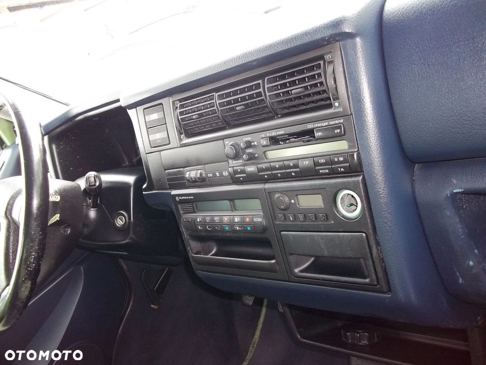 Volkswagen Multivan Standard - 6