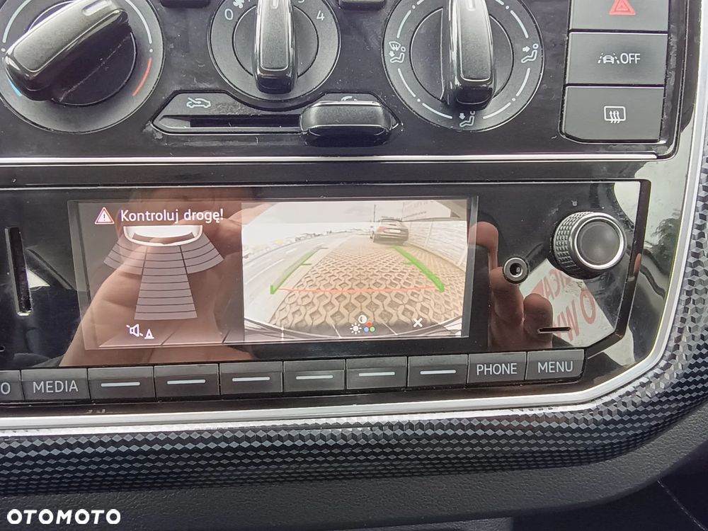 Volkswagen up! white style - 12