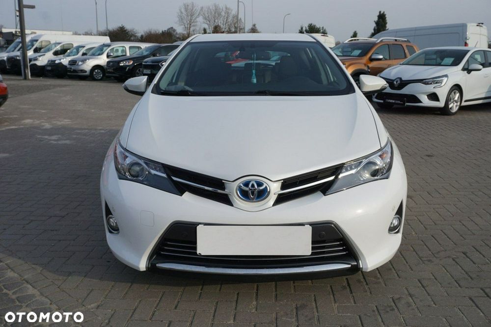 Toyota Auris - 2